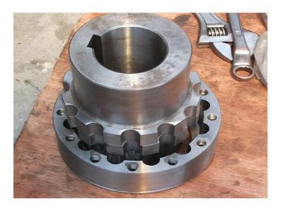 春華彈性柱銷齒式聯(lián)軸器的結構特點